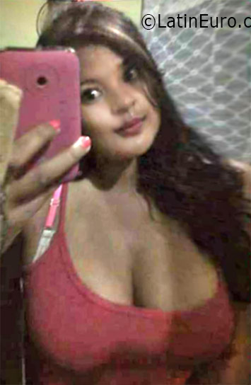 Date this stunning Colombia girl Ledy from Palmira CO19088