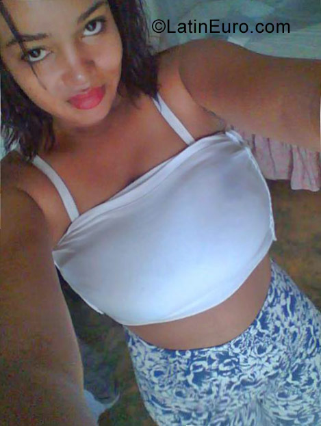 Date this exotic Dominican Republic girl Josmery from Santo domingo DO28132