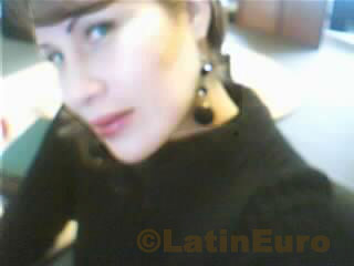 Date this funny Peru girl Betty from Lima N-1134