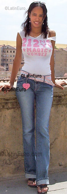 Date this beautiful Dominican Republic girl Gloria from Barahona N-1458
