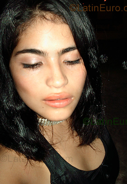 Date this good-looking Mexico girl Elena from  N-345