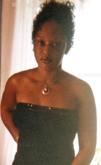 Date this attractive Jamaica girl Shernette from  N1128
