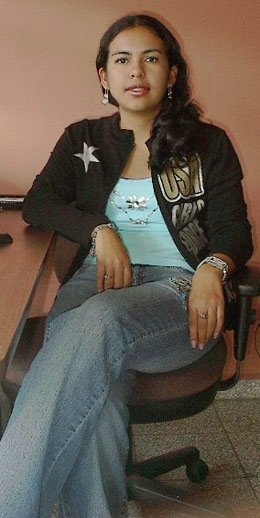 Date this funny Panama girl Jazmin from  N1824