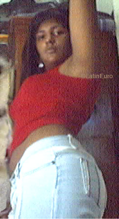 Date this cute United States girl Santimer from Danbury N3027