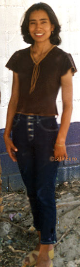 Date this gorgeous Honduras girl Daysi from Choloma N3310