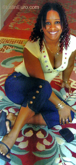 Date this beautiful Panama girl Kathia from  N356