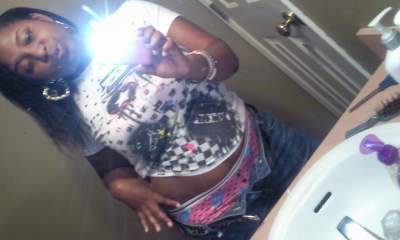 Date this happy United States girl Mika from Panama City US1542
