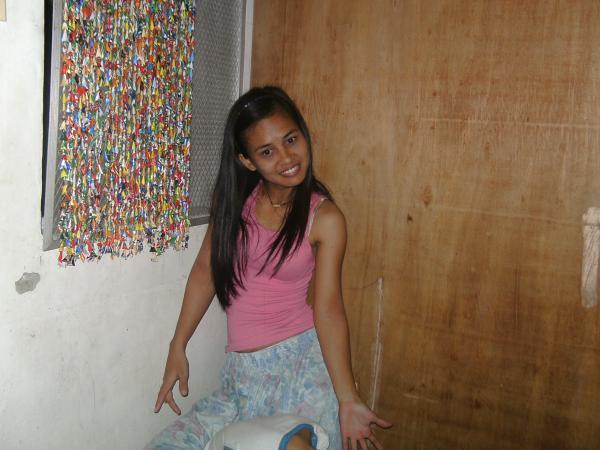 Date this cute Philippines girl Imsingle from Quezon City PH129