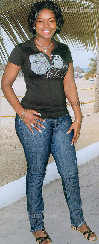 Date this hot Jamaica girl Monique from St Anns JM52
