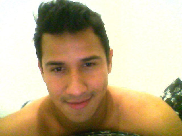 Date this georgeous Brazil man Henrique from S&Atilde;&pound;o Paulo BR2722