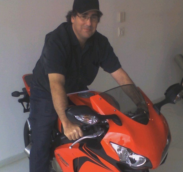 Date this beautiful Brazil man David from belo horizonte BR2733