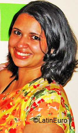 Date this attractive United States girl Daniely from Coconut Creek US6151