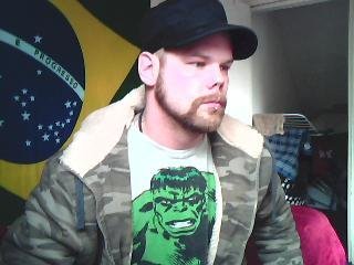 Date this good-looking Brazil man Phumas from Santos BR3225