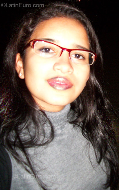 Date this stunning Ecuador girl Manuela from Santa Elena EC39