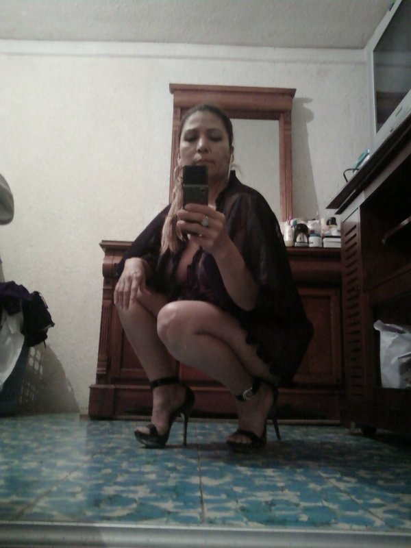 Date this pretty Mexico girl Maria Elena och from Mazatlan MX233