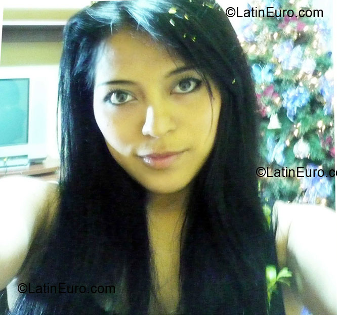 Date this passionate Peru girl Ruth from Lima PE412