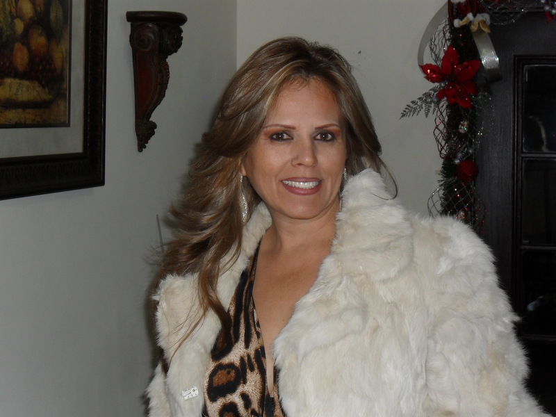 Date this gorgeous Mexico girl LETICIA from Hermosillo MX280