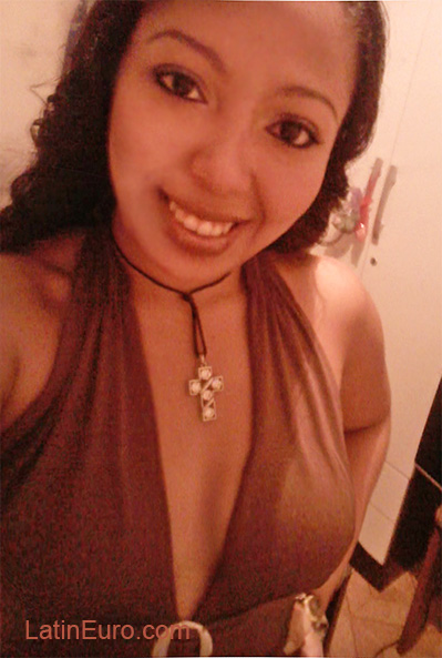 Date this exotic Brazil girl Paola from Belem BR6330