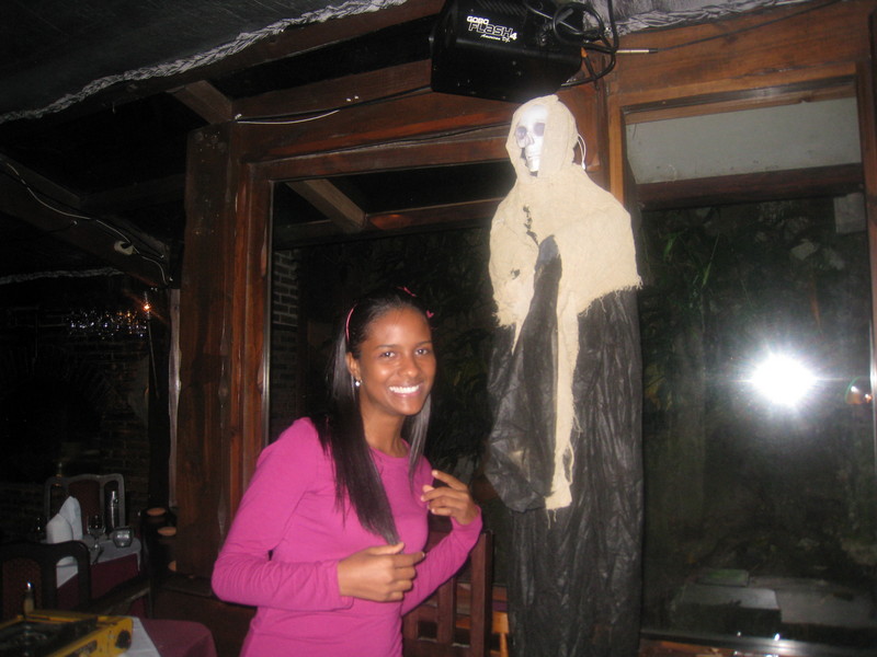 Date this attractive Costa Rica girl Brenda from Santiago CR88