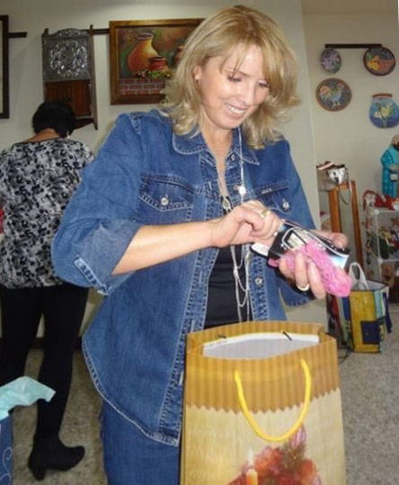 Date this happy Costa Rica girl Marjorie from Heredia CR72