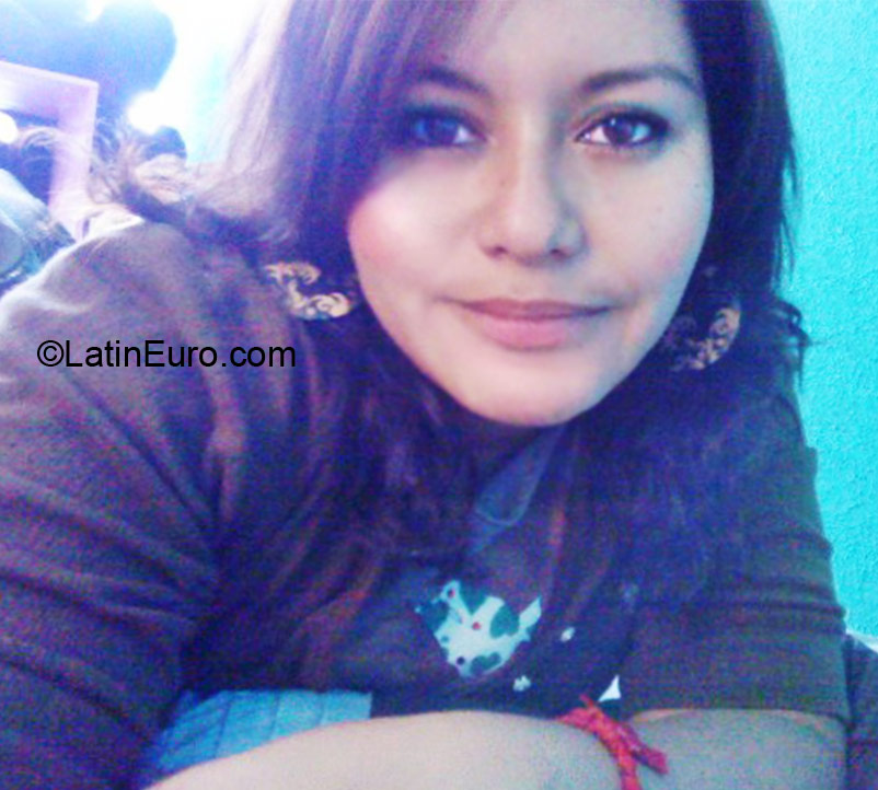 Date this athletic Mexico girl Fabiola from Mexico City MX386