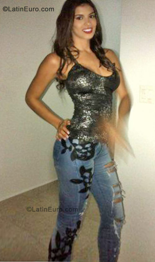 Date this attractive Panama girl Marilin00 from Panama PA147