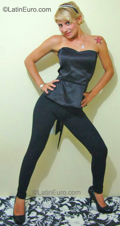 Date this beautiful Brazil girl Lilian from Belem BR6105