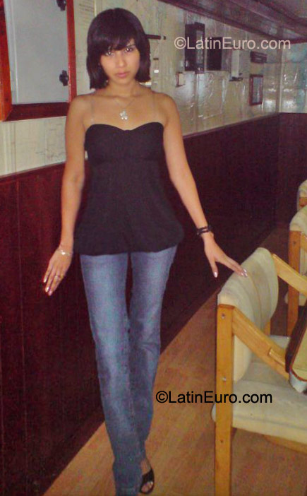 Date this gorgeous Mexico girl Thamara from Veracruz MX516