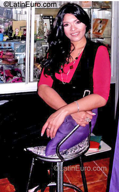 Date this sultry Mexico girl Laura from Ensenada MX517