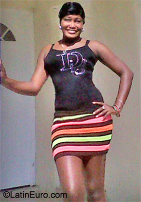 Date this exotic Jamaica girl Blackapple from kingston JM431
