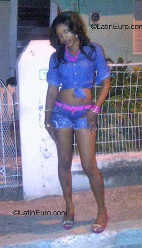 Date this hot Jamaica girl Melissa from St Ann JM432