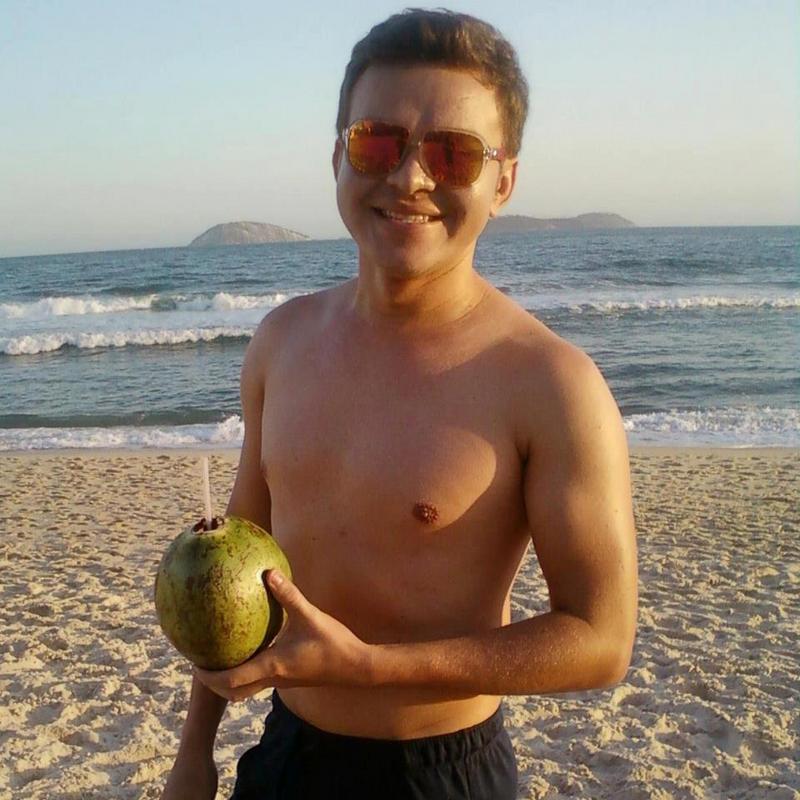 Date this sensual Brazil man Diego from Rio De Janeiro BR6597