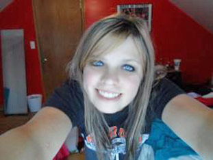 Date this delightful United States girl Emily20 from Carleton US12692