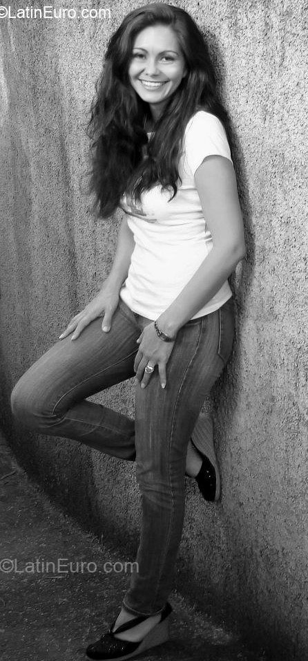 Date this cute Costa Rica girl Maylen from San Jose CR225