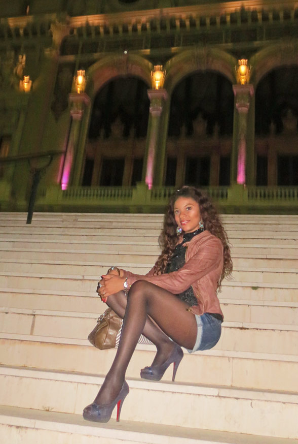 Date this young Italy girl Ana from Milan IT183