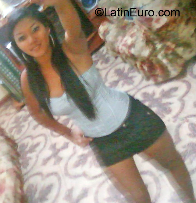 Date this beautiful Peru girl Yazmin from Lima PE623