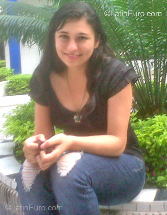 Date this hot Peru girl Katherine from Tarapoto PE639