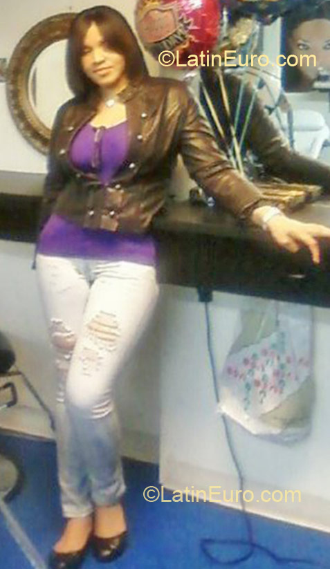 Date this sensual United States girl Amelia from Bronx US13324