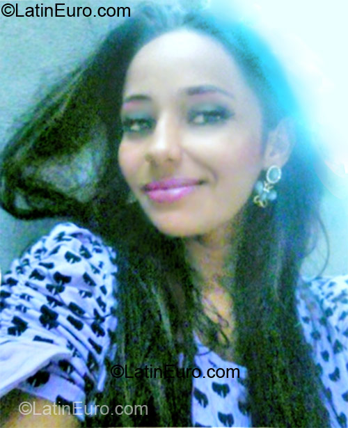 Date this sultry Brazil girl LillyAnnie from Manaus BR6973