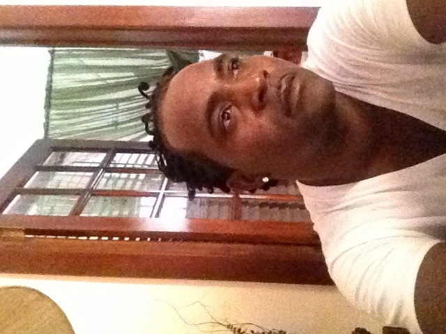 Date this happy Jamaica man Paul from Little London JM697