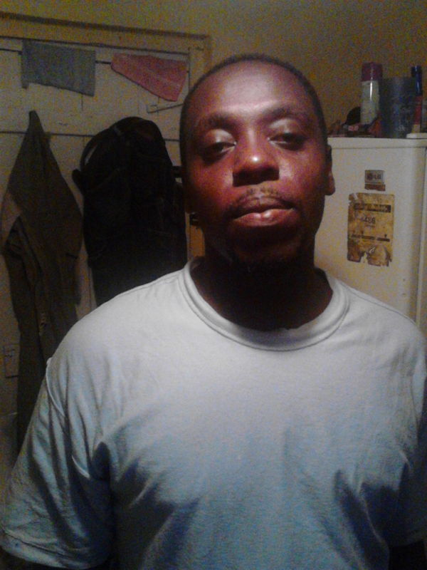 Date this lovely Jamaica man Loving..heart from Country JM829