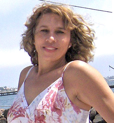 Date this fun Mexico girl Elizabeth from Guadalajara MX806