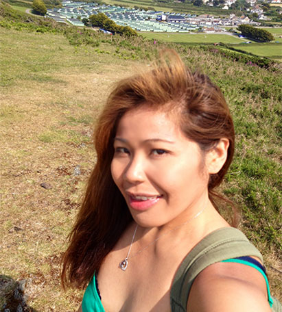 Date this delightful United Kingdom girl CJ from London GB703