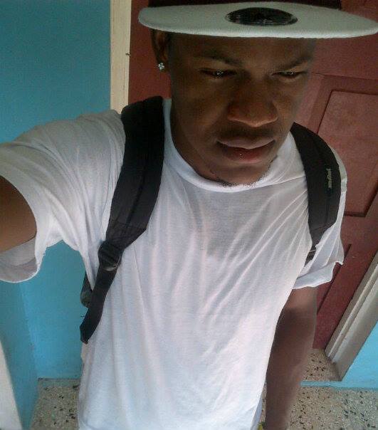 Date this beautiful Jamaica man Wayne from Old Harbour JM1062