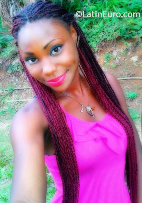 Date this exotic Jamaica girl Shamona from saint Ann JM1697