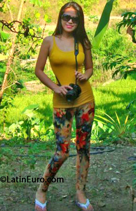 Date this pretty Philippines girl Mary Anne from Manila PH583