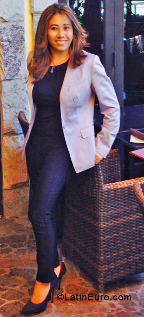 Date this beautiful United States girl Pastora from Los Angeles US14598