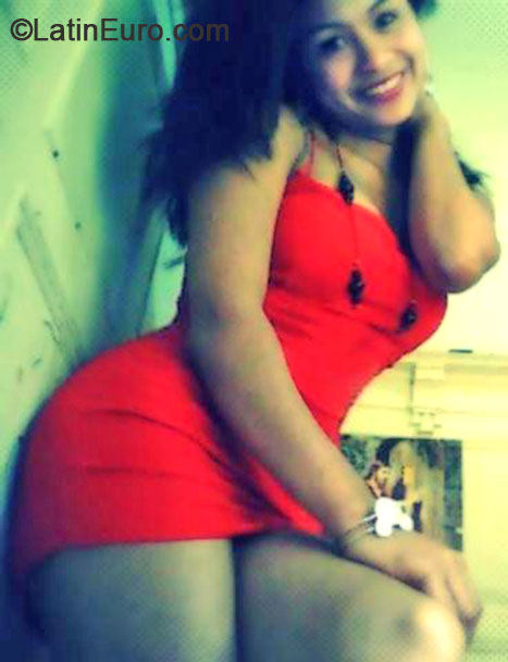 Date this tall Peru girl Elvina from Lima PE855