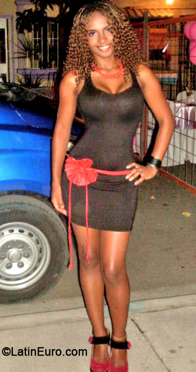 Date this beautiful Ecuador girl Sandy from Guayaquil EC165