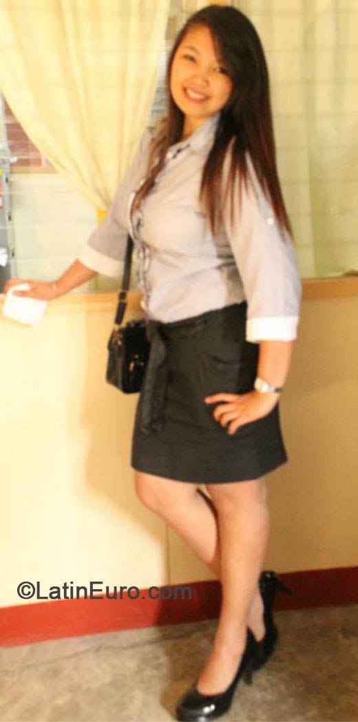 Date this athletic Philippines girl Maria Frances from Cebu City PH612